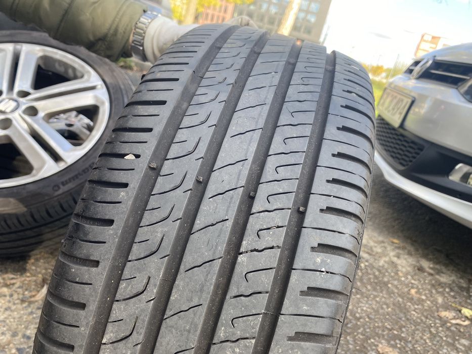 Sprzedam  komplet felg z oponami do  grupy VW