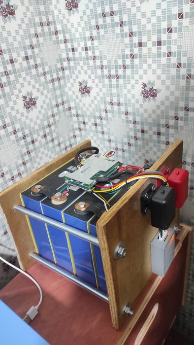 НАЯВНіСТЬ Jikong 4S-8S 200А B2A8S10P 2А BMS lifepo4 бмс батареї