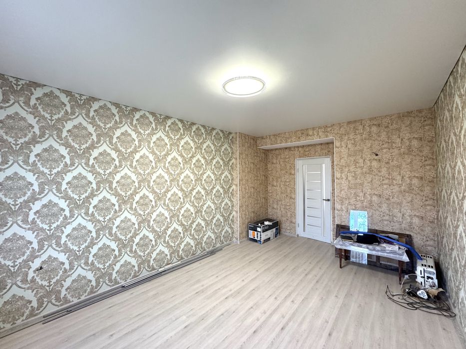 Продажа 3к в центре со своим гаражом