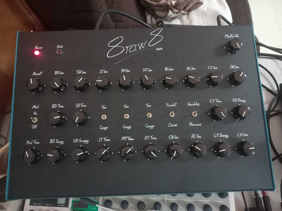 OPORTUNIDADE roland 808 clone  8 RAW 8