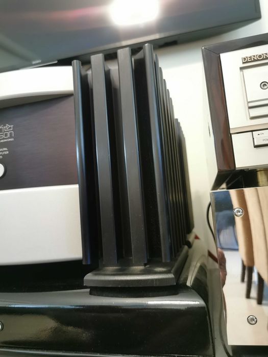 Wzmacniacz Mark Levinson No 335 Madrigal Audio Labolatories
