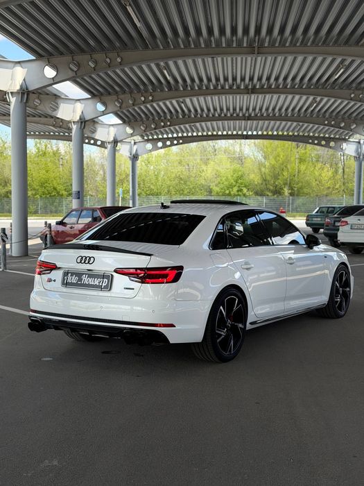 Продам Audi S4 2018