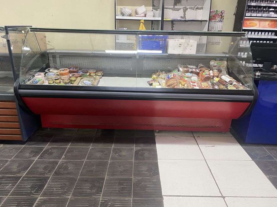Продам холодильну вітрину