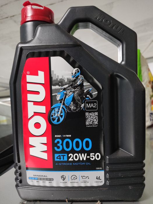 óleo motul 20w50. 
Mude
