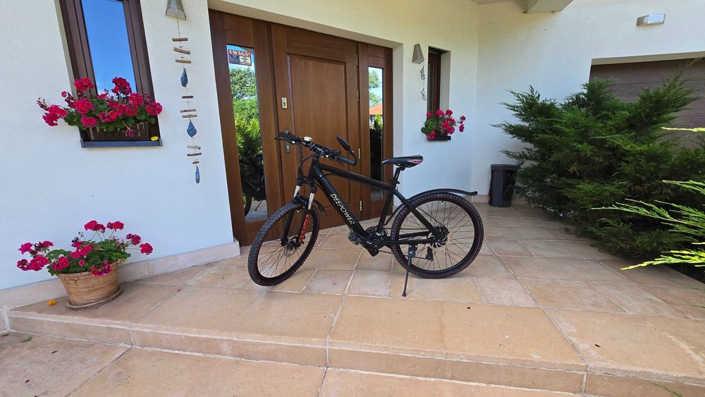 Rower elektryczny , rama M/L, koła 26 cali