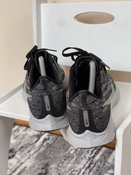 Чоловічі кросівки Nike Air Zoom Pegasus 36 (42 розмір)