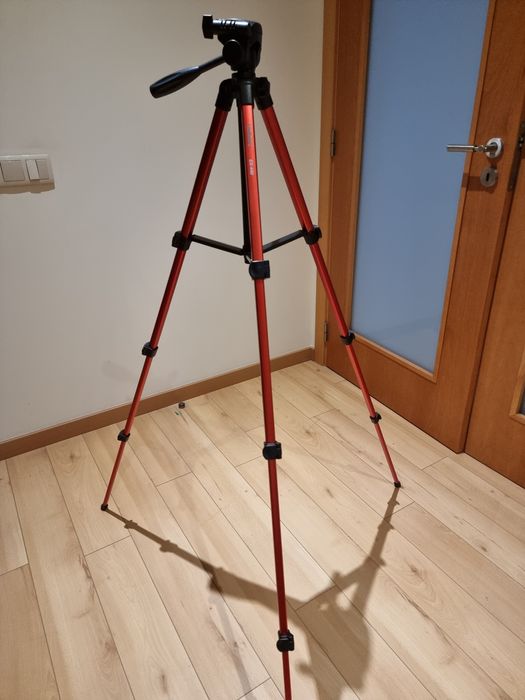 Velbon Tripod for Camera64284528877442120