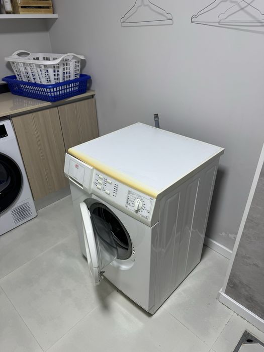 AEG Máquina de Lavar Roupa