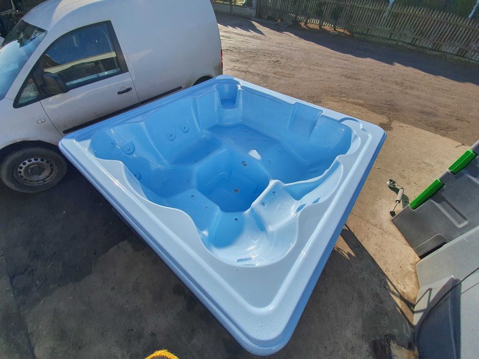 Niecka jacuzzi 6cio osobowa NOWA BŁĘKIT / SZARA / BIAŁA