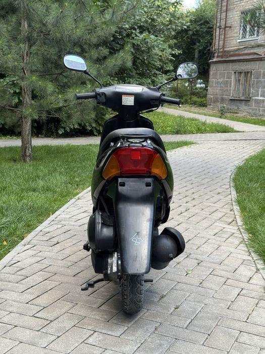 Скутер,мопед Suzuki Lets 3 бабочка Контейнер