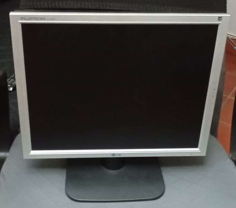 Monitor LG avariado473575612712888320