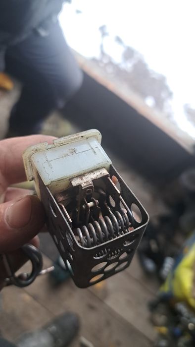 Їжак реостат пічки опель омега вектра астра зафіра