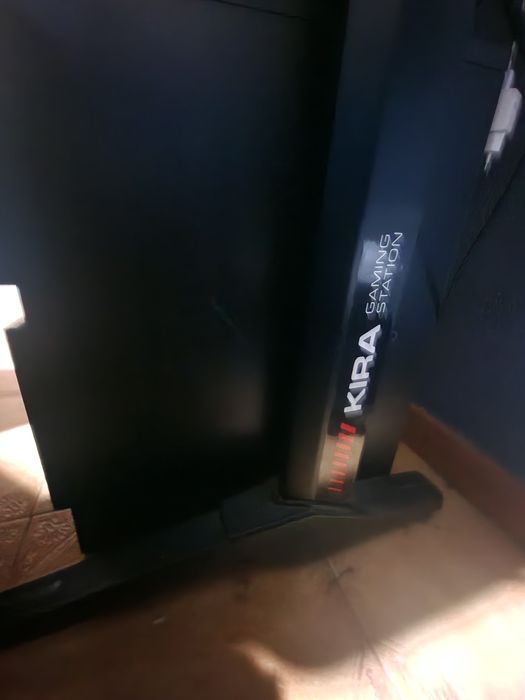 Mesa gamer alpha gamer kira