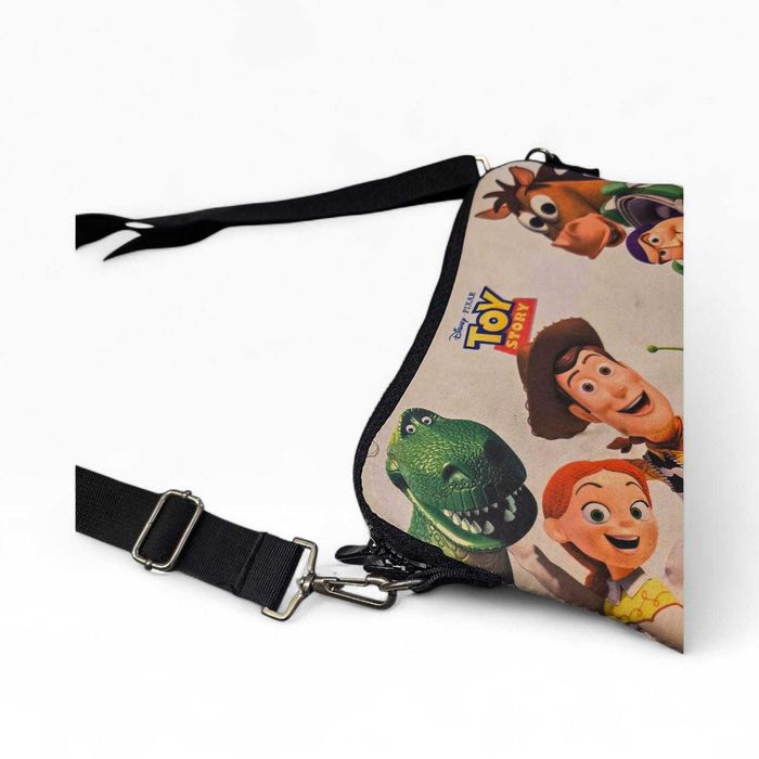 Sleeve Portátil 10” Disney Pixar Toy Story com Alça Ajustável