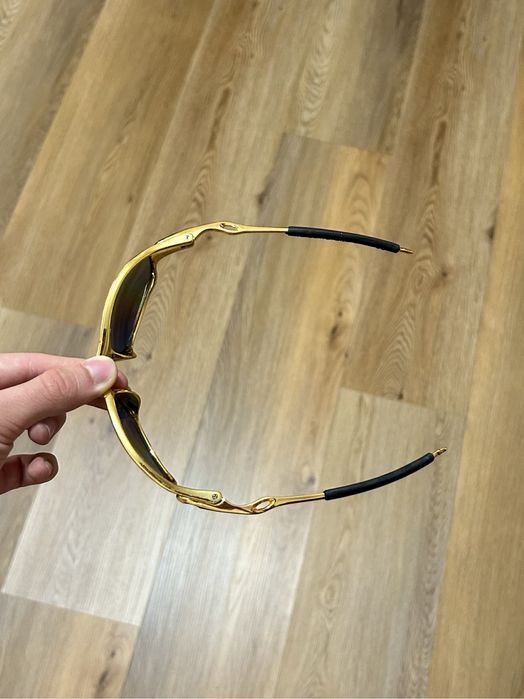 Oculos juliet dourados