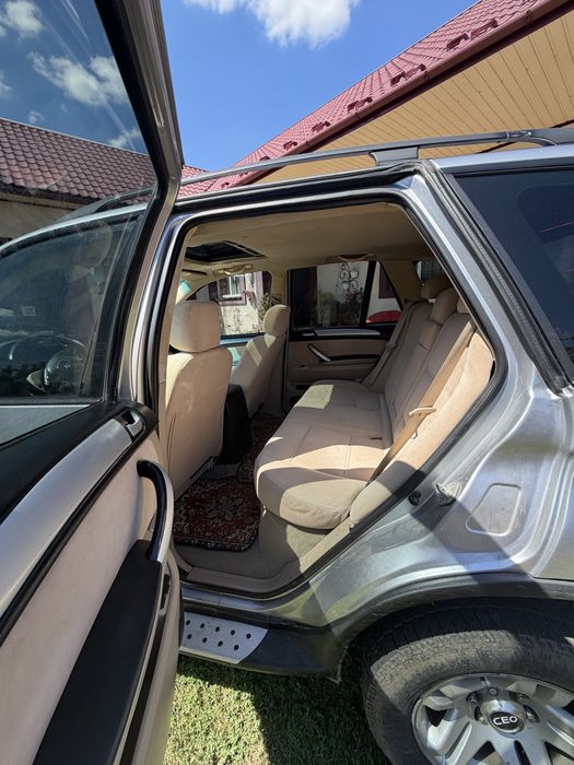 Продам машину на подобі x5