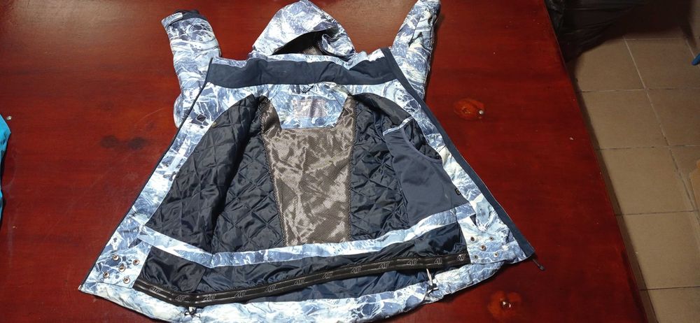 Kurtka narciarska 4F S zimowa damska membrana 10000