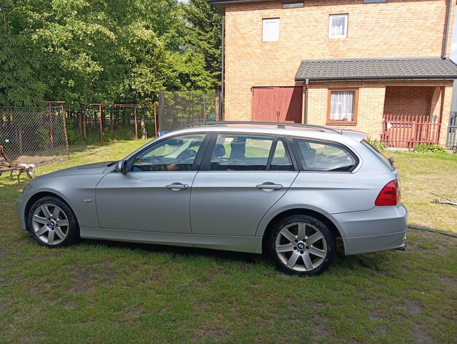 BMW E91 330 xd 2006r