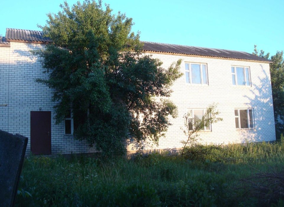 Продам добротный дом центр Бабаи