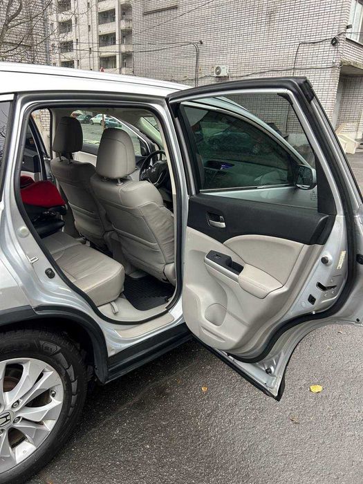 Продам свою Honda CR-V 2.4  2013 р