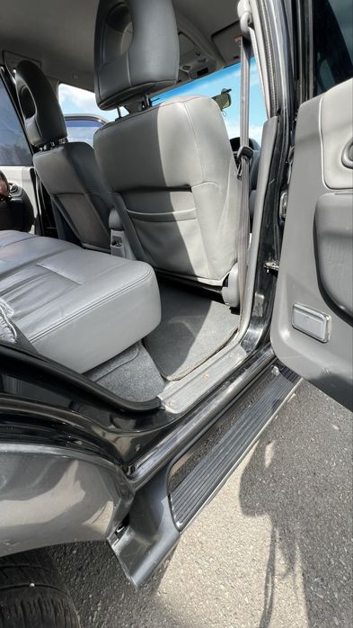 Mitshubishi PAJERO SPORT