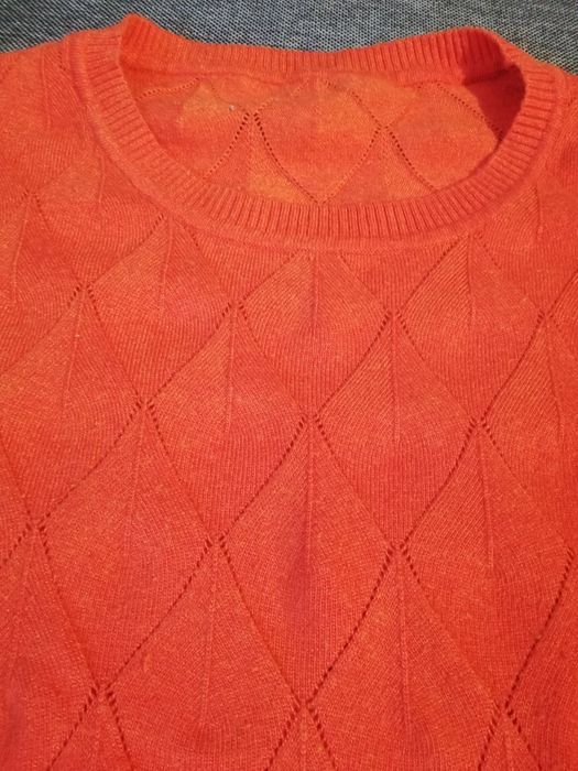 Sweterek bezrękawnik