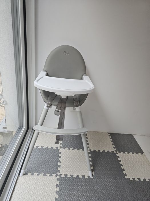 Krzesełko do karmienia Kinderkraft Fini 2 szare