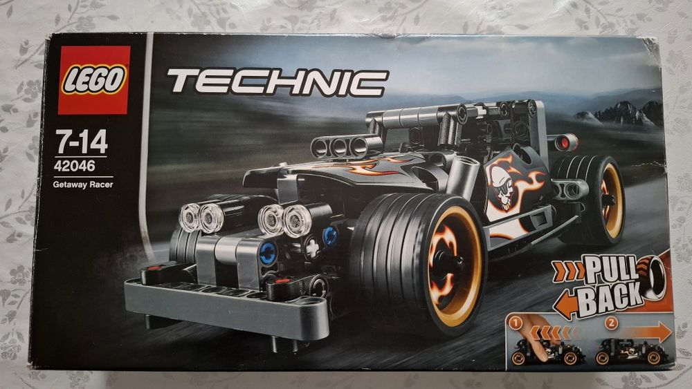 Lego 42046 Technic 2w1 Wyścigówka, Klocki