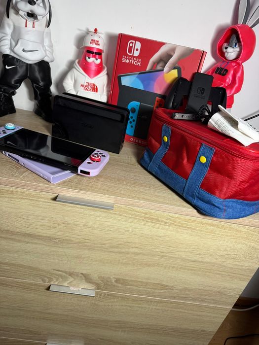Nintendo Twitch OLED