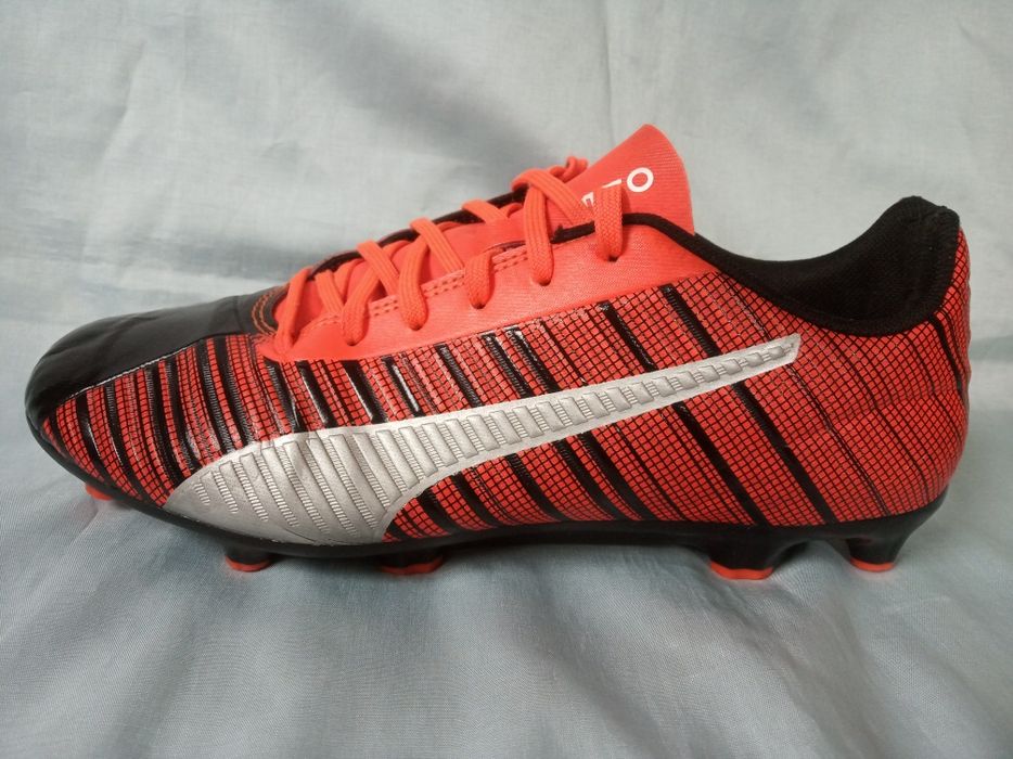 39,5 Puma One 5,4FG бутси копачки