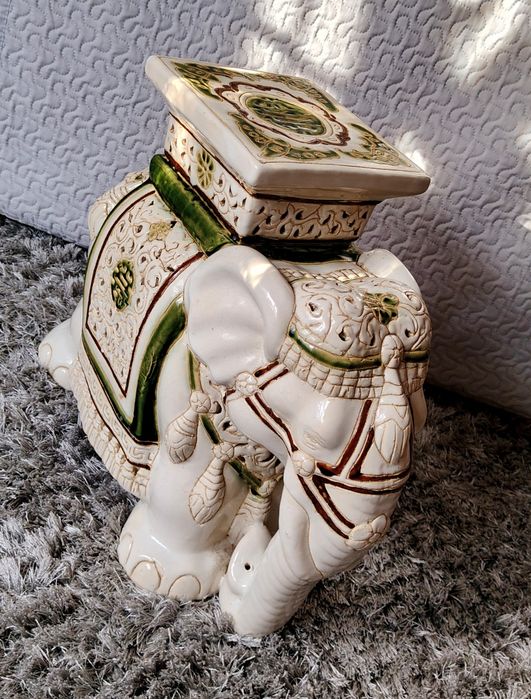 Kwietniki Słoń indyjski porcelanowy