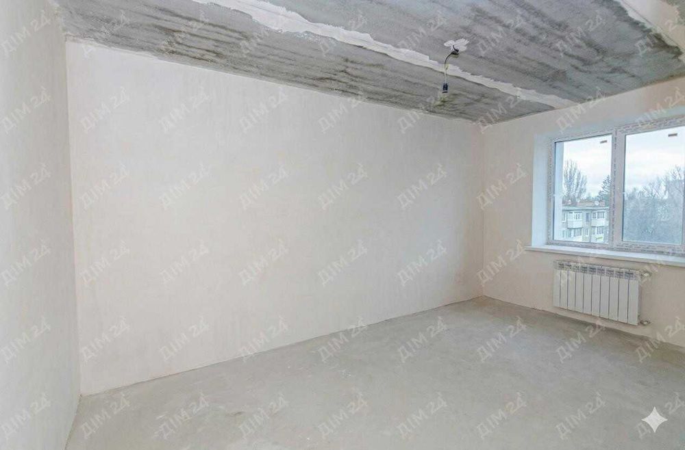 Зданий будинок, у квартирі розпочатий ремонт!