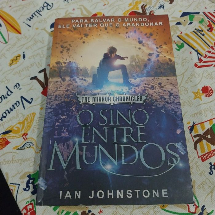 O sino entre mundos. Portes incluídos