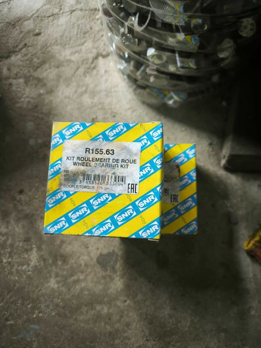 Підшипник задньої ступиці колеса, комплект R155.63