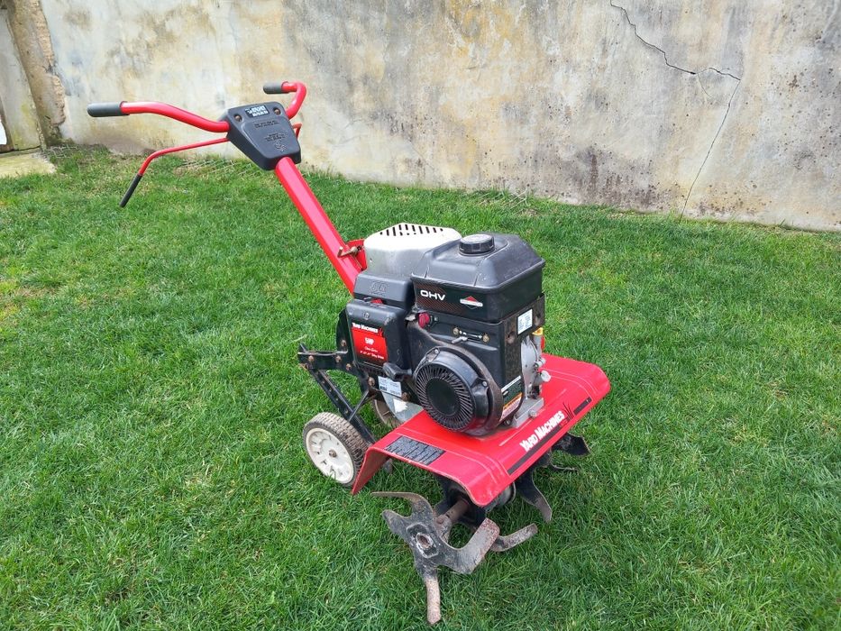 Motoenxada briggs stratton
