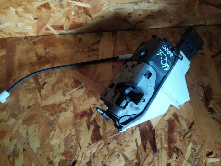FECHO DE PORTA PEUGEOT 3008 5008 09-15