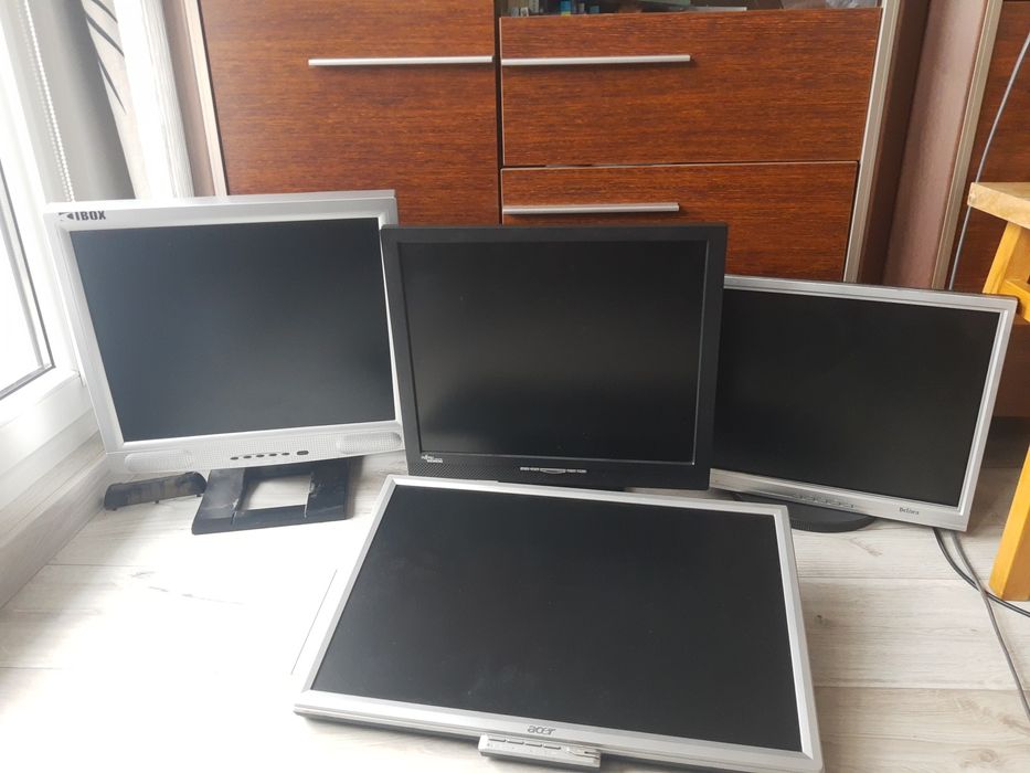 Monitor Fujitsu Siemens belinea Acer ibox 17" 19" 22"