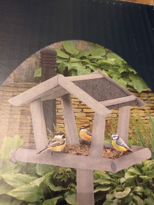 NOWY solidny karmnik dla ptaków na stojaku impregnowany