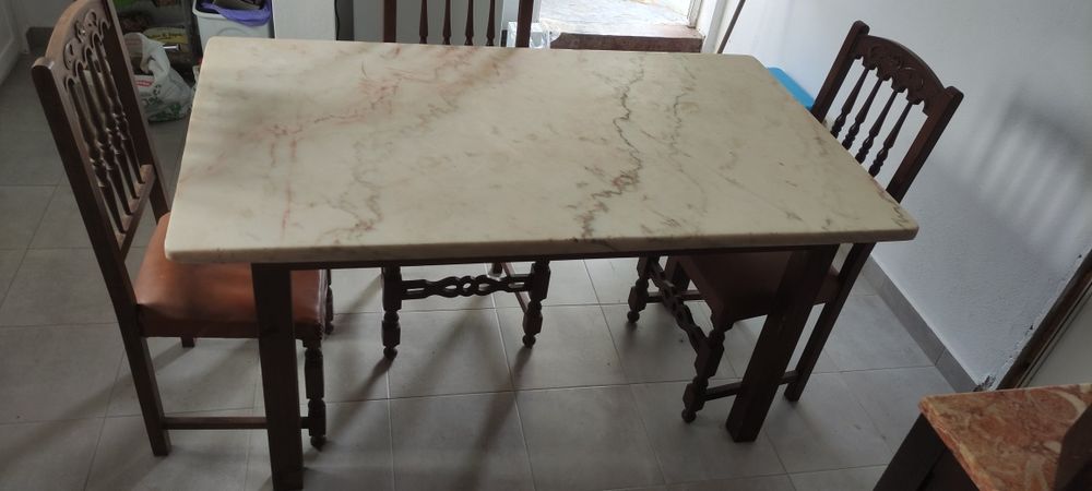 Mesa rustica de cozinha