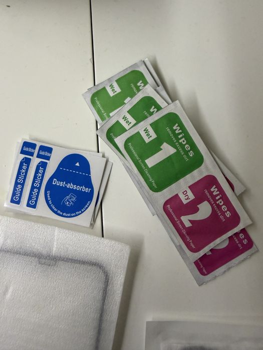 Захисне скло на Samsung Galaxy A52, IPhone 13