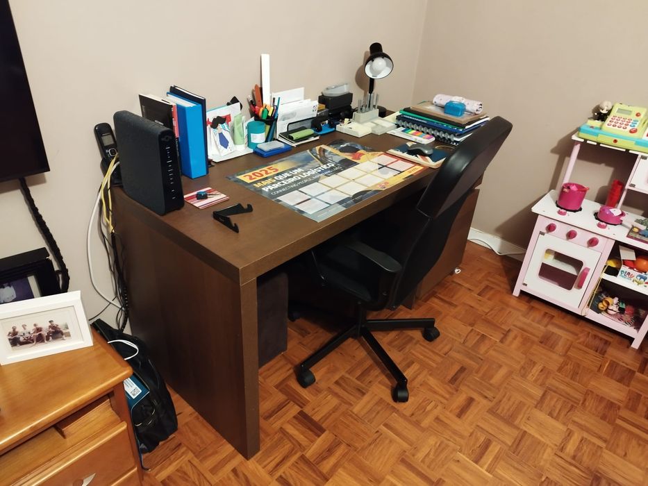 Office Desk with Chair64309818548097121
