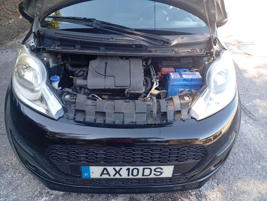 Peugeot 107 1.0 full extras - 100000km!