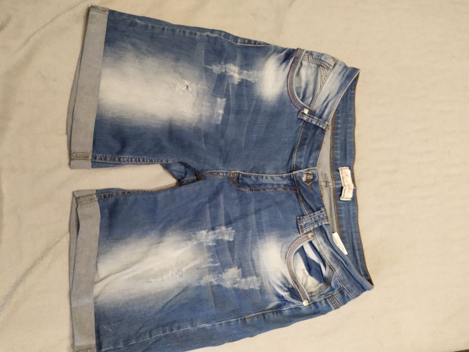 Женские джинсовые шорты