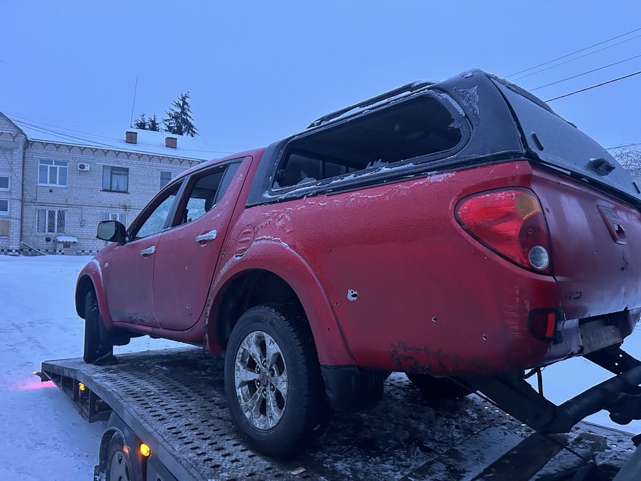 Продам L200 2.5 2011рік