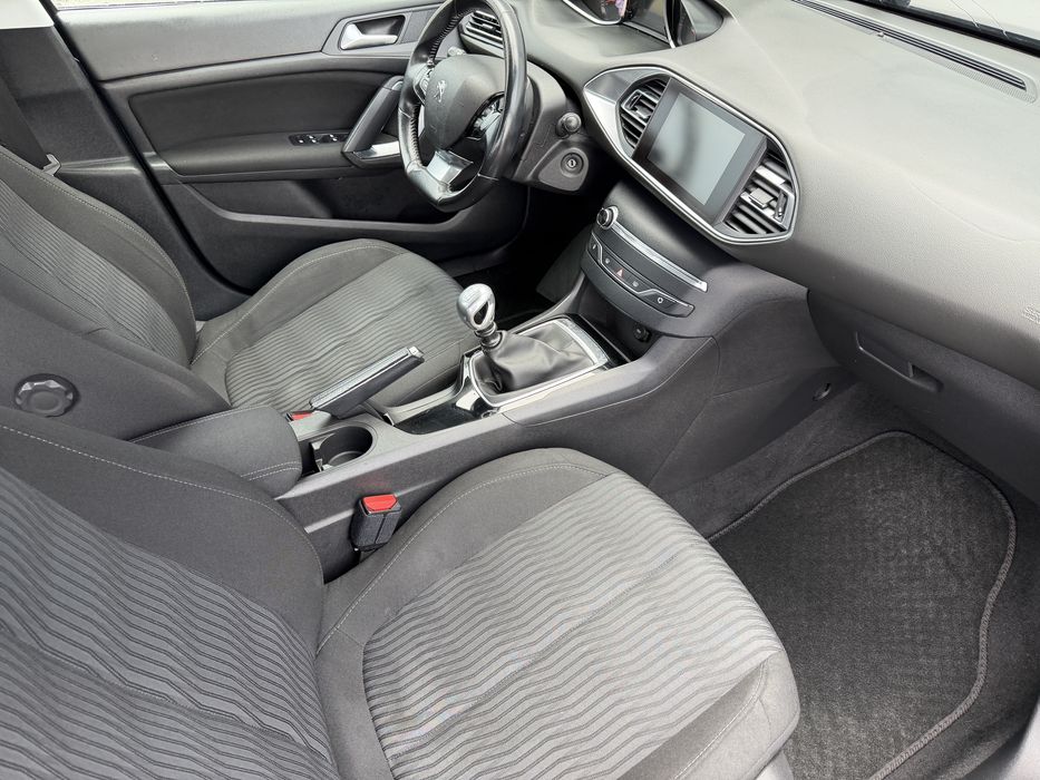 Peugeot 308 1.6 SW Full Extras BlueHDI