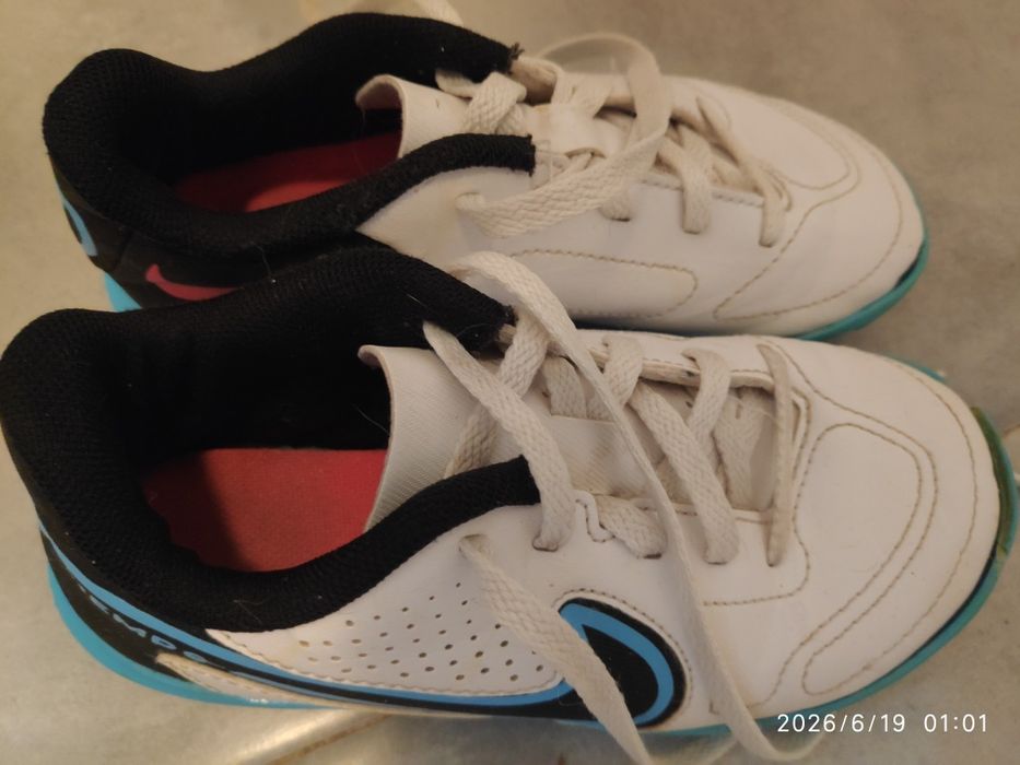 Chuteiras Nike Tiempo criança
