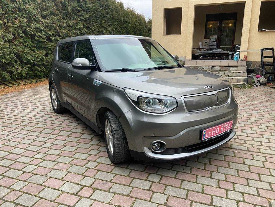 Автомобіль Kia Soul EV 2015