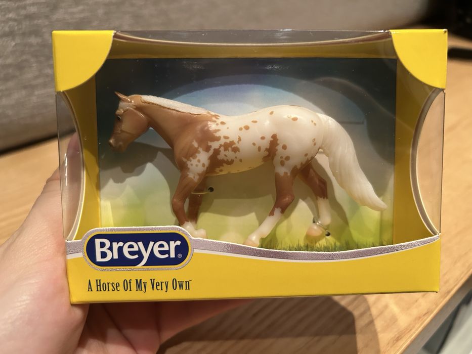 Breyer Chickadee