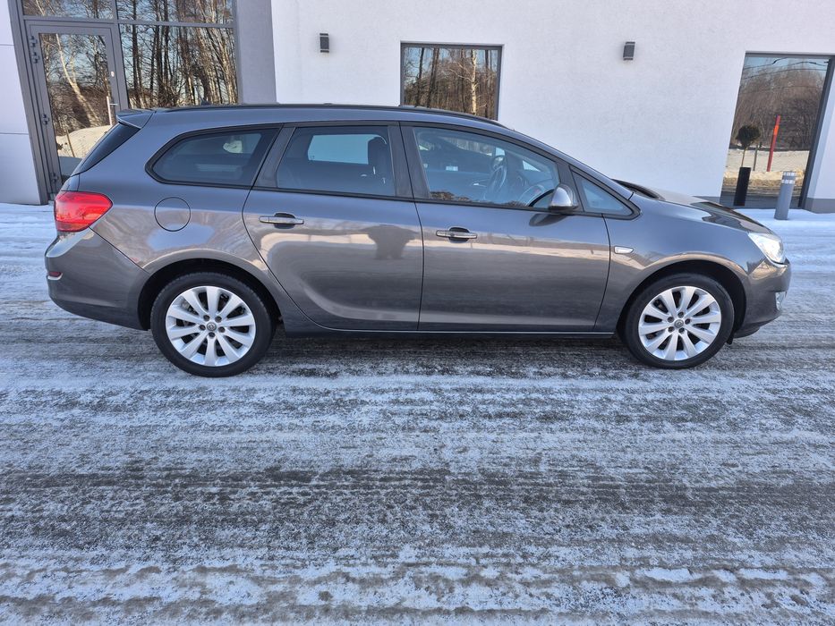 Opel Astra J*1.4*Turbo*2011*Klimatronik*Alu
