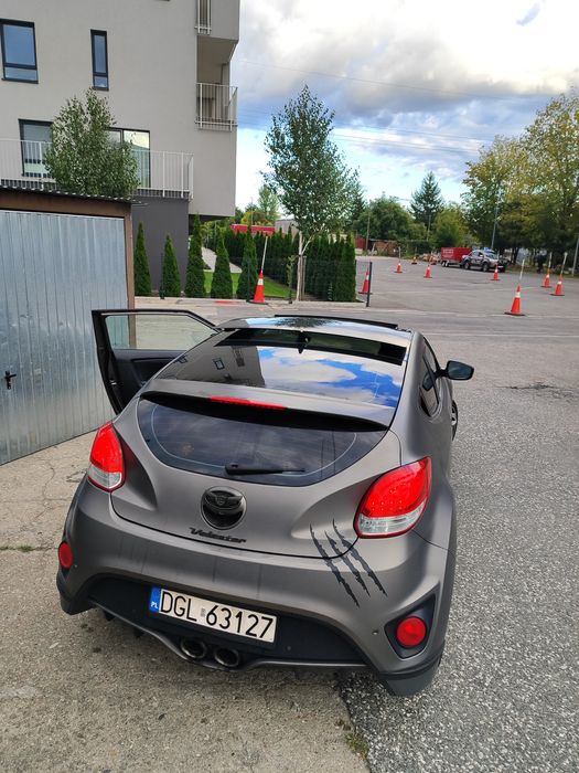 Hyundai Veloster